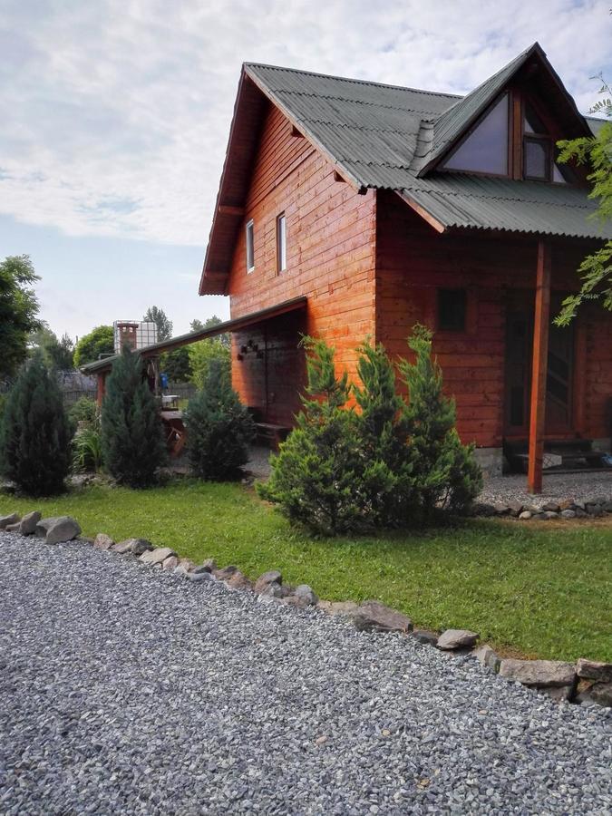 Вілла The Wooden House Moldovenesti Екстер'єр фото